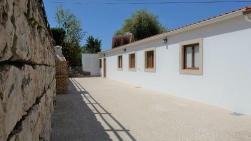 Apartamento Casa Jasmim, Quinta Carmo - Alcoba�a/nazar�