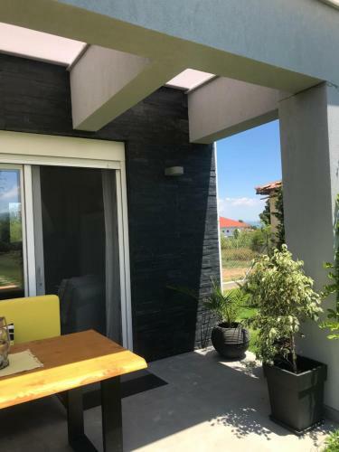 Terra Holiday Homes- Sunflower