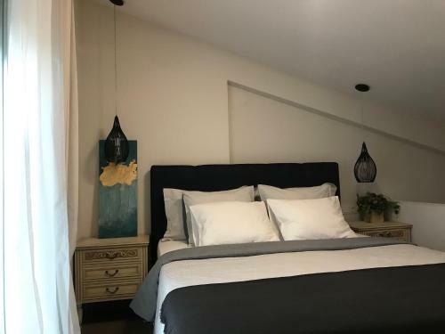 Terra Holiday Homes- Olivia