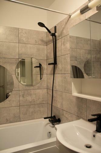 Dream Arena Apartment