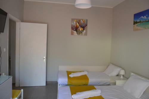 Daisy Apartment