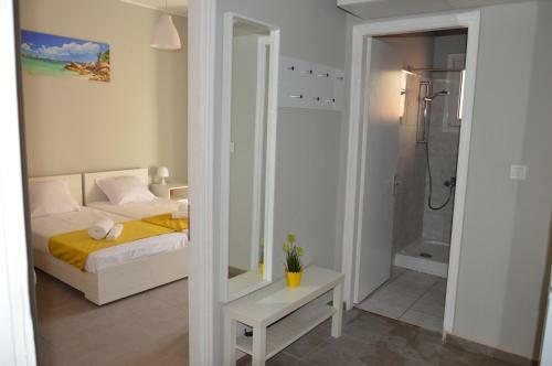 Daisy Apartment