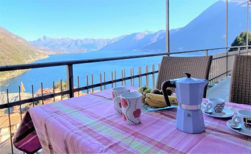 Due Leoni Lake View Apartment
