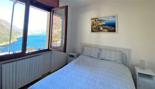 Due Leoni Lake View Apartment