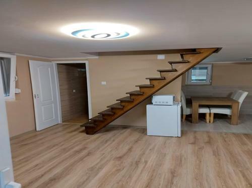 �gi Apartman