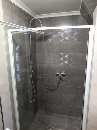 Judit Apartman Domb�v�r-gunaras