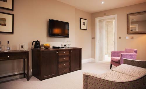 Trout Hotel