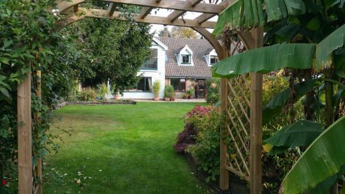 Drinkstone Park Bed And Breakfast