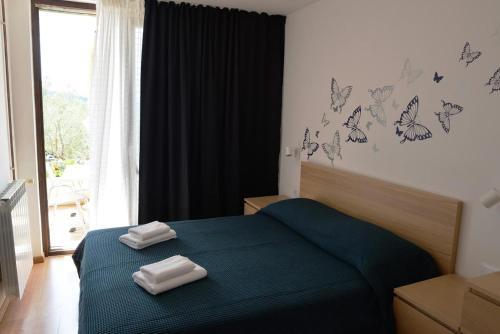 Apartments With A Parking Space Cres - 7876
