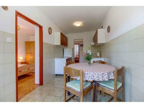 Apartments In Cres - Insel Cres 41845