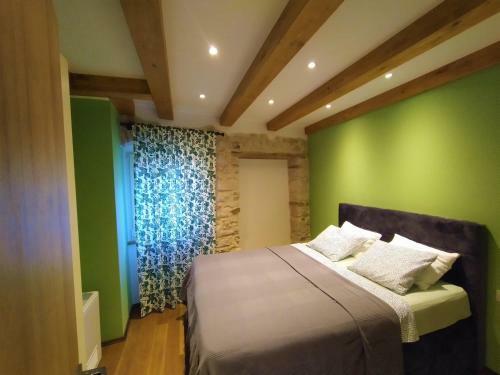 Luxury Apartment - Old Soul With A New Heart