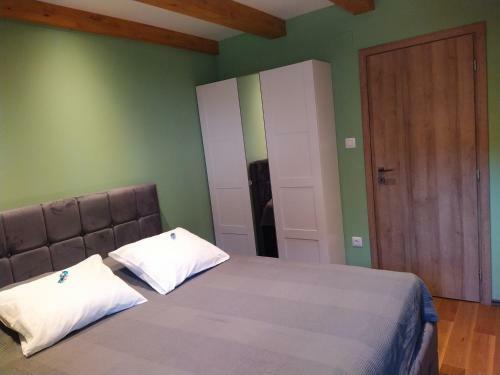 Luxury Apartment - Old Soul With A New Heart