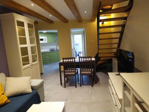 Luxury Apartment - Old Soul With A New Heart