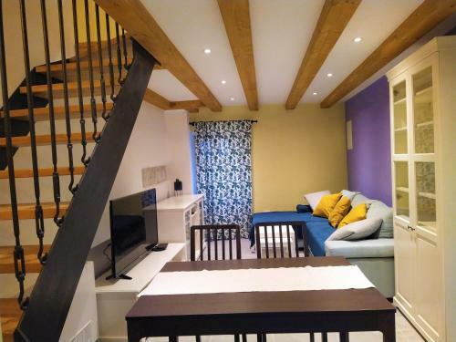 Luxury Apartment - Old Soul With A New Heart