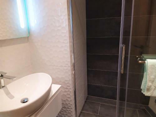 Luxury Apartment - Old Soul With A New Heart
