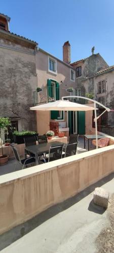 Luxury Apartment - Old Soul With A New Heart