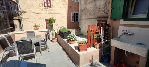 Luxury Apartment - Old Soul With A New Heart