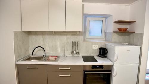 Hostal Modern Studio In Old Town