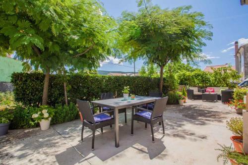 Apartments In Cres - Insel Cres 41852