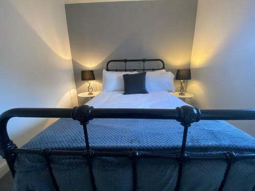 Silver Stag, Large 3 Bedroom Property With Parking