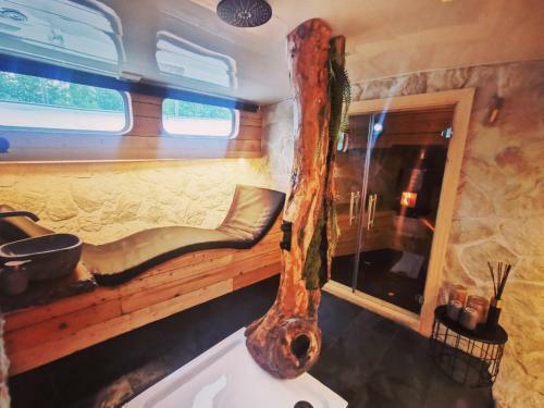 Private Ship With Wellness And Beautiful Design