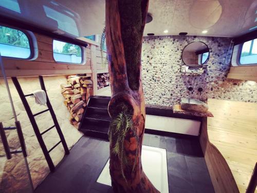 Private Ship With Wellness And Beautiful Design