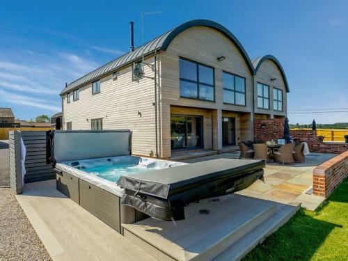 The Hayloft - Uk31571