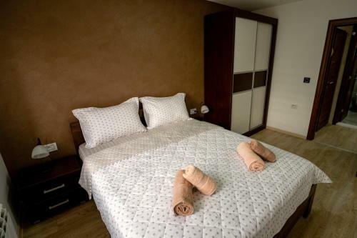 Kristal Apartmani