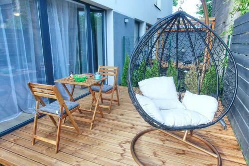 Hubertus & New Modern Apartment With Terrace
