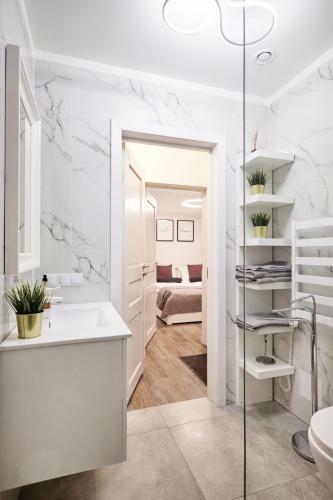 Owls Hill Apartment