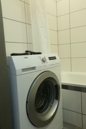 Comfy 2 Room Apartment - Free Parking - 350mbps Wifi - Netflix