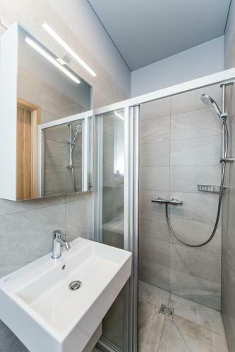 River City Apartments No 1 By Urban Rent