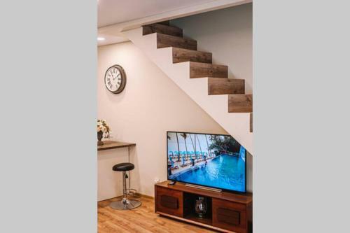 Spacious And Beautiful Kreves Apartment
