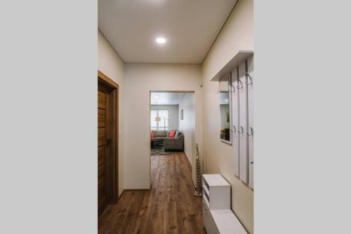 Spacious And Beautiful Kreves Apartment