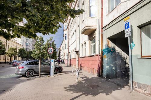 Old-new Apartment In Central Kaunas