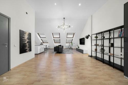 Kaunas Old Town Apartment With Underground Parking