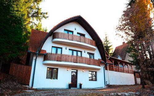 Homor�d Kulcsosh�z