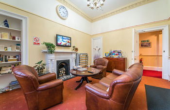 Hostal The Kelvin Hotel West End