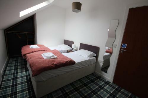 Albergue Tartan Lodge