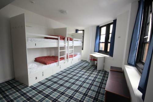 Albergue Tartan Lodge