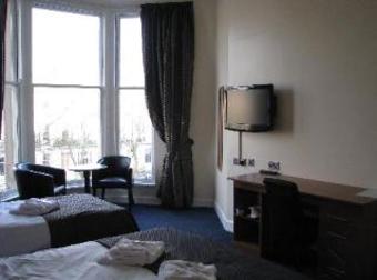 Hostal Heritage Hotel