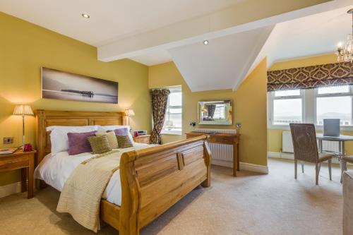 Bed & Breakfast Number 43