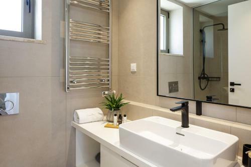 Oneiric Exclusive Villas