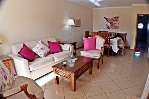 Fantastic Apartment In Jardins Santa Eul�lia