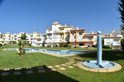 Fantastic Apartment In Jardins Santa Eul�lia