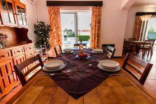 Villa 300m From Beach