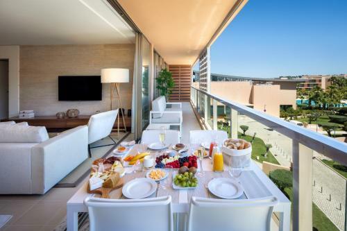 The Quest - Luxury Beach Apartment