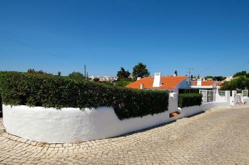 Lotus Villa, Albufeira