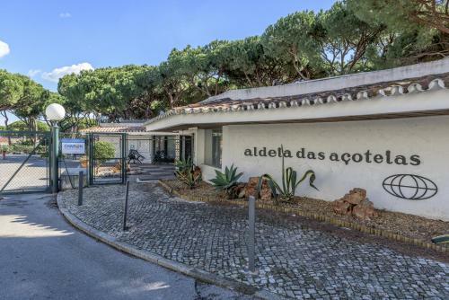 Flh Albufeira A�oteias Apartment