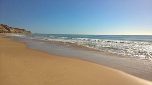Luxurious T2 Apartment, Olhos Dagua